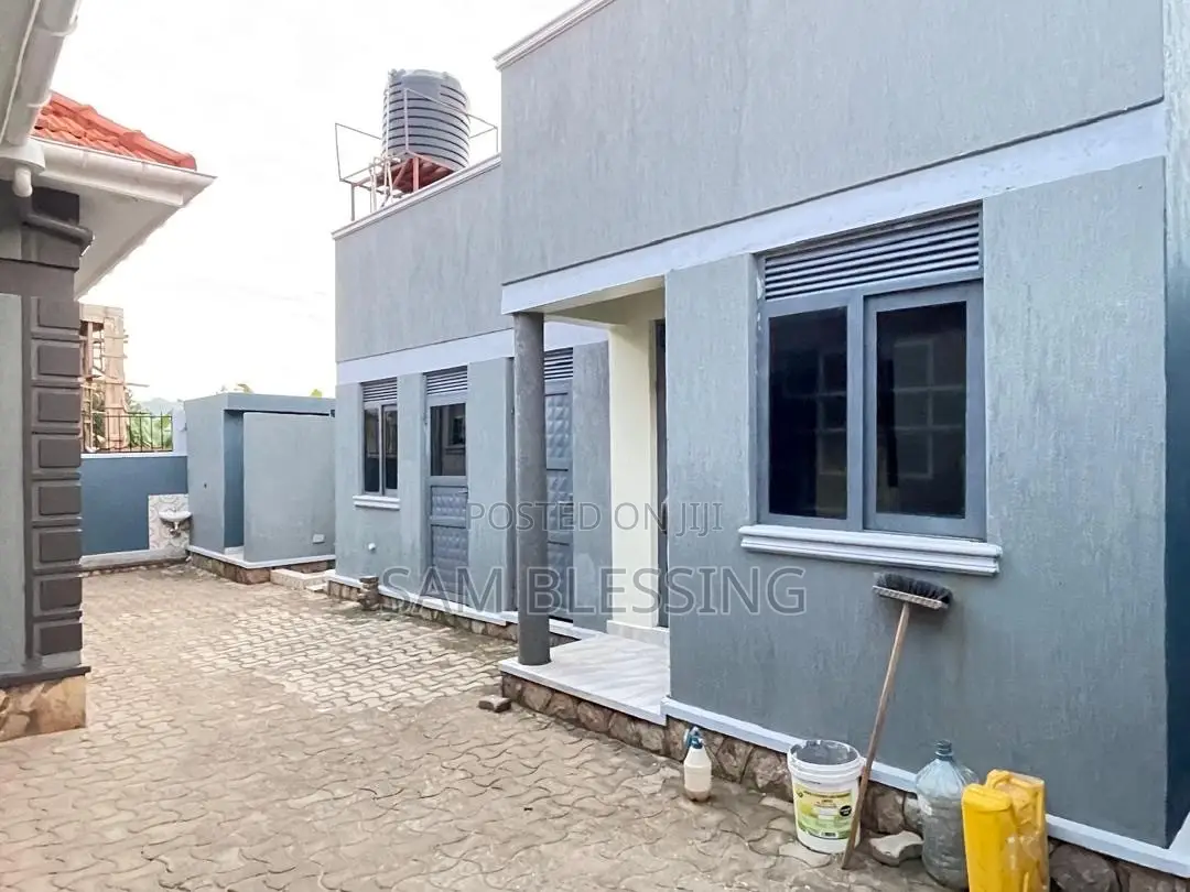 4bdrm House in Kitende Arkright, Central Division for sale in Central Division