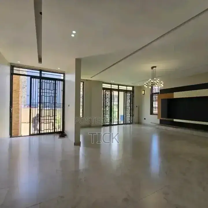 6bdrm Duplex in Kyanja, Nakawa for rent in Nakawa