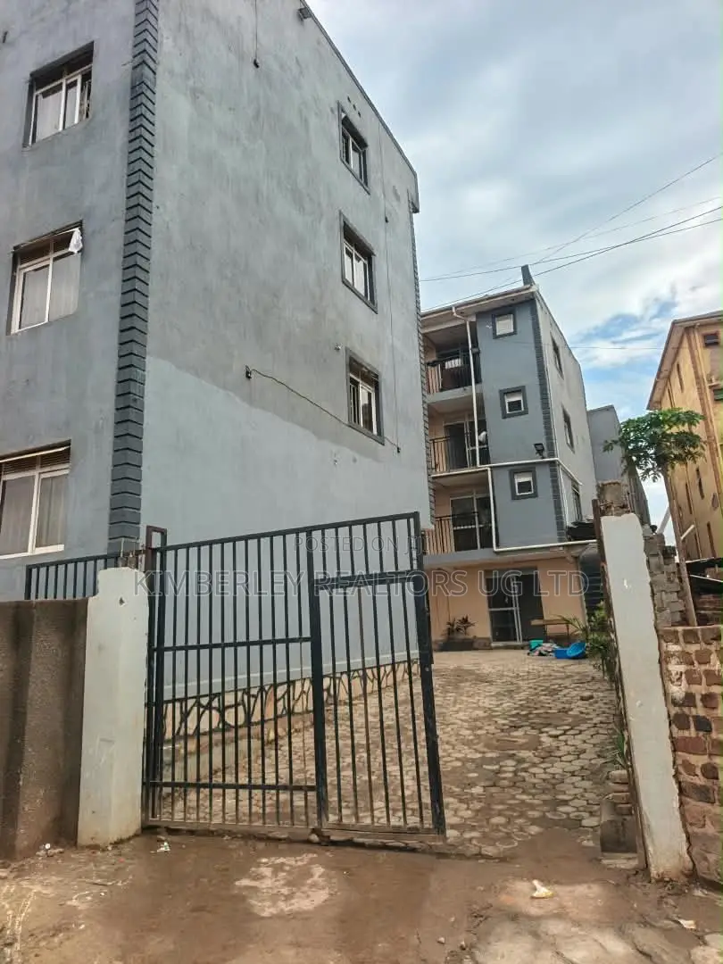 20bdrm Block of Flats in Division A for sale in Division A