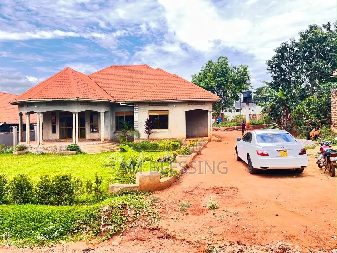 4bdrm House in Gayaza, Wakiso / Wakiso for sale in Wakiso / Wakiso