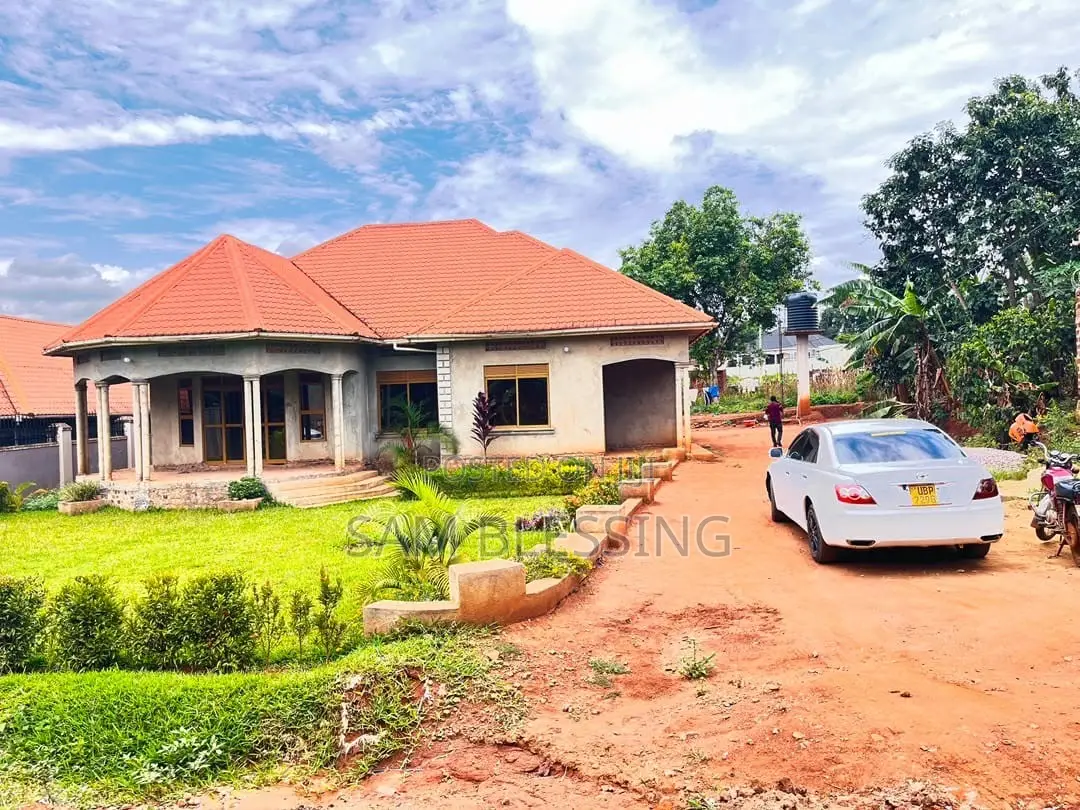 4bdrm House in Gayaza, Wakiso / Wakiso for sale in Wakiso / Wakiso