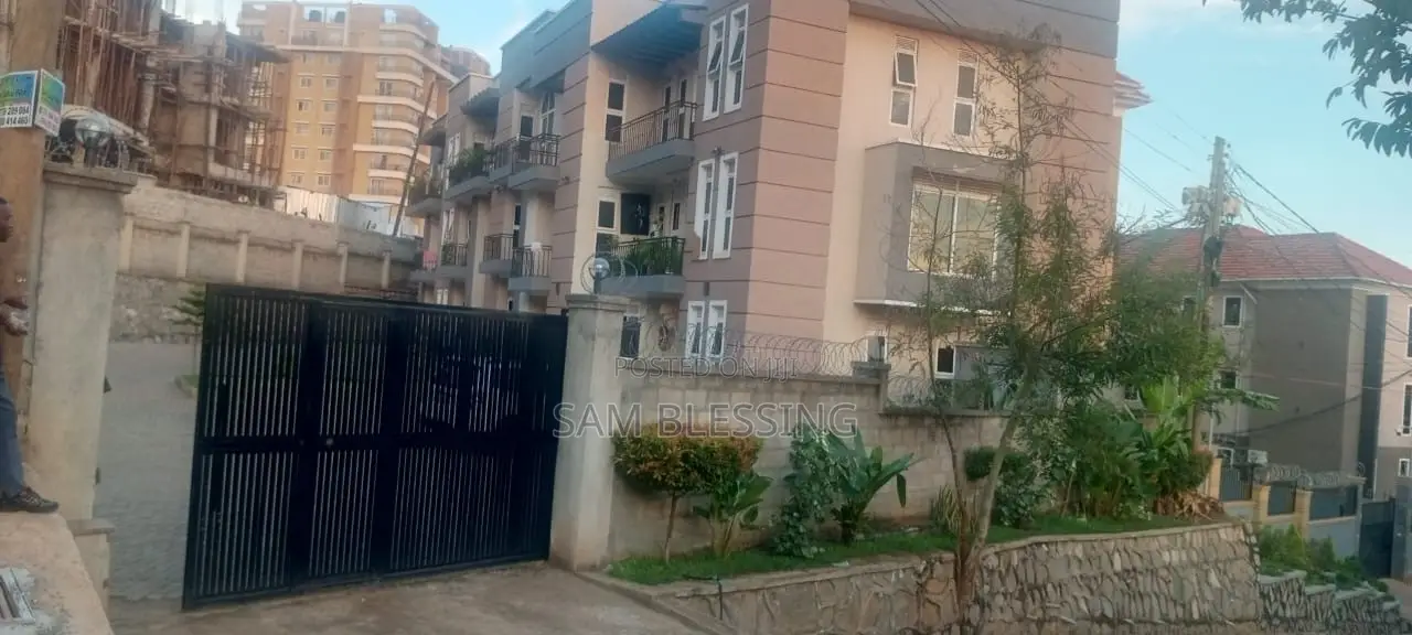 3bdrm Apartment in Muyenga, Central Division for sale in Central Division