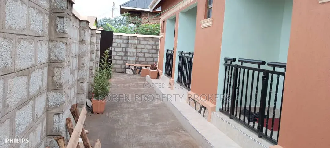 1bdrm House in Roben Property, Nakawa for rent in Nakawa