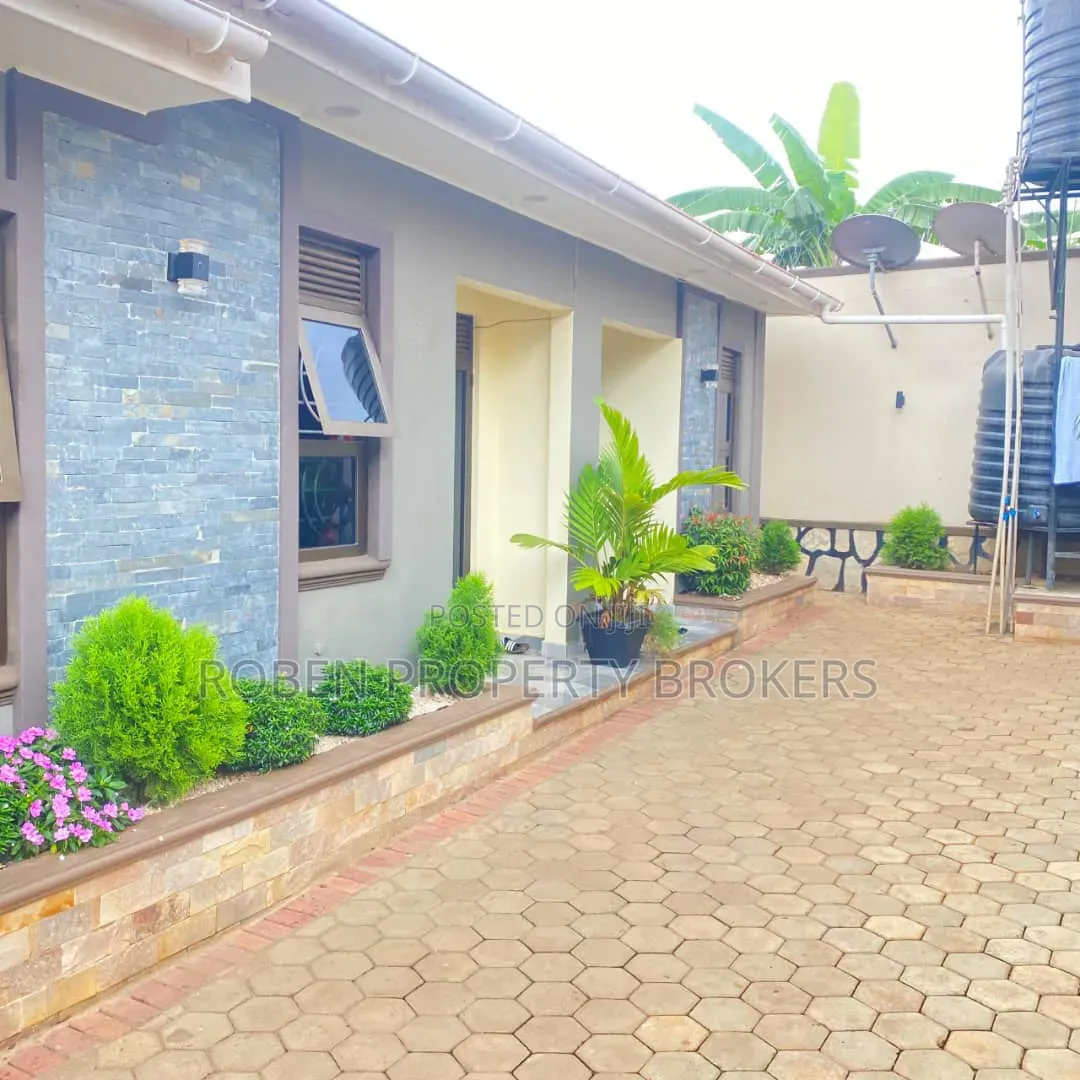 1bdrm House in Roben Property, Nakawa for rent in Nakawa