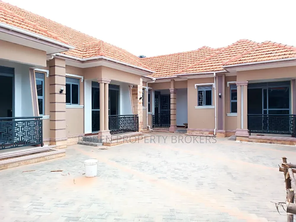 1bdrm House in Roben Property, Nakawa for rent in Nakawa