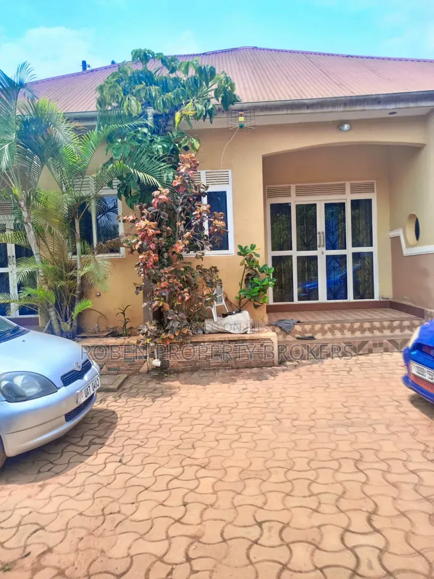 1bdrm House in Roben Property, Rubaga for rent in Rubaga