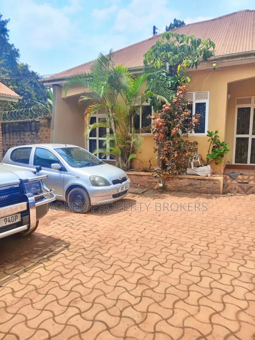 1bdrm House in Roben Property, Rubaga for rent in Rubaga