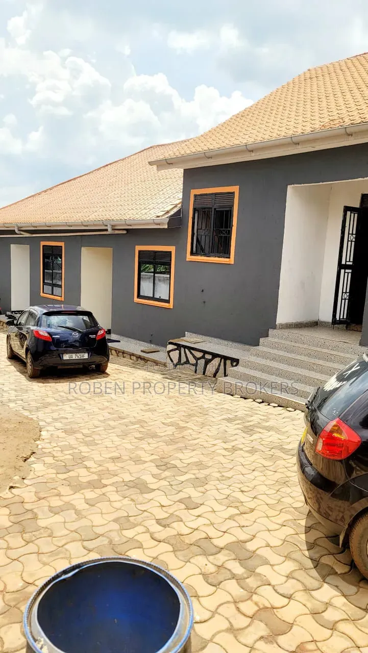 1bdrm House in Roben Property, Rubaga for rent in Rubaga