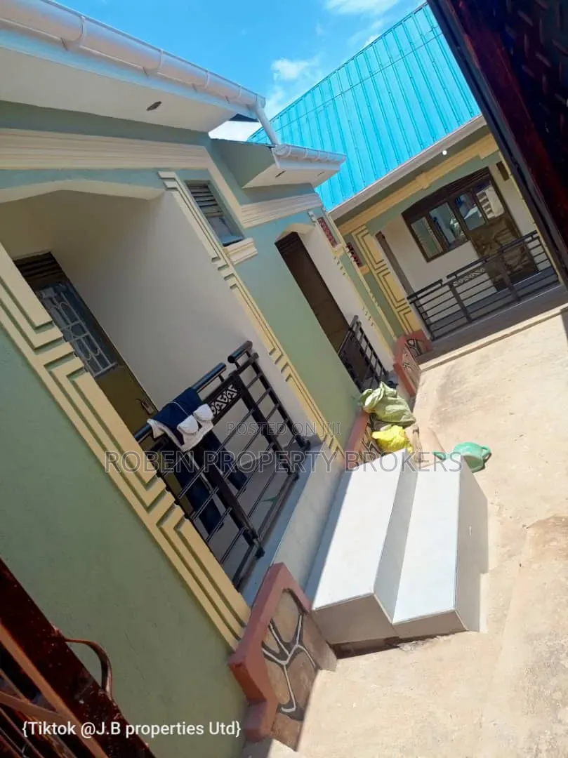 1bdrm House in Roben Property, Nakawa for rent in Nakawa