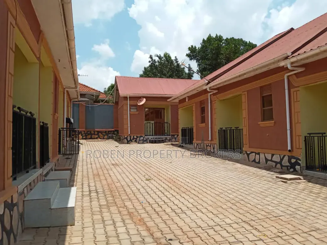 2bdrm House in Roben Property, Rubaga for rent in Rubaga