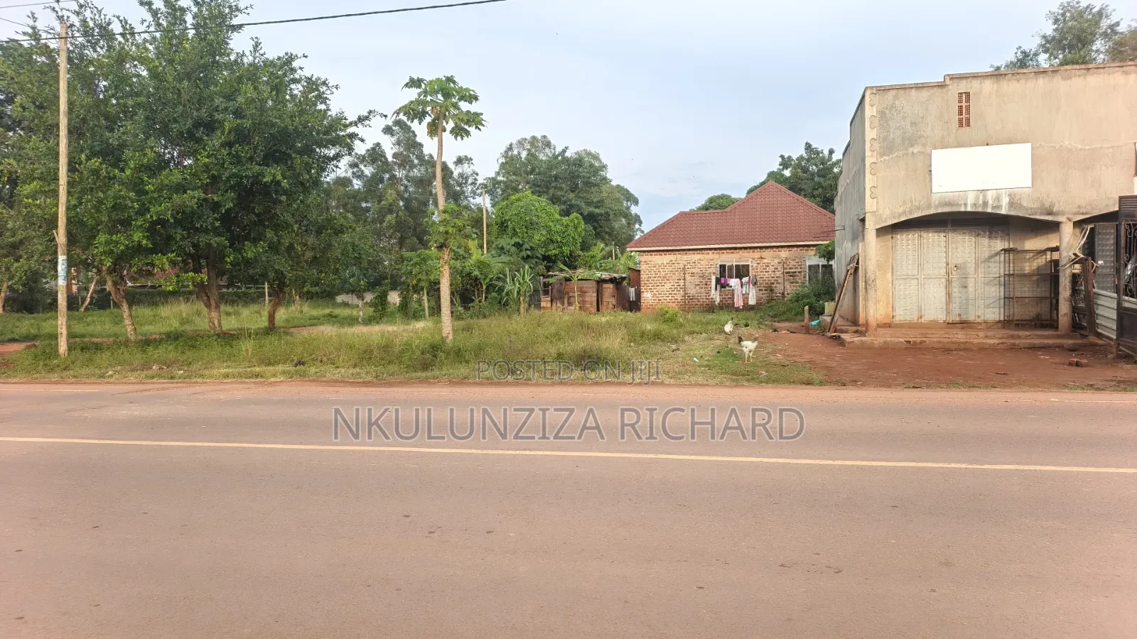 Commercial Plot for Sale in Kitukutwe Town 10decimals Ready Land Title in Kira