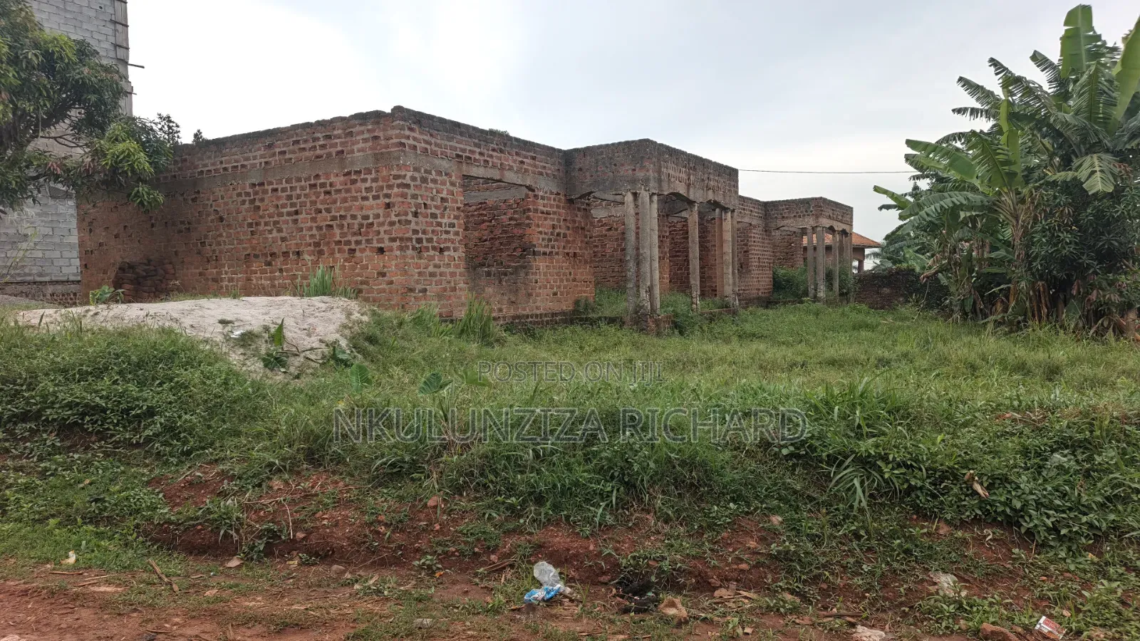 Commercial Plot for Sale in Kitukutwe 18 Decimals Ready Land Title in Kira