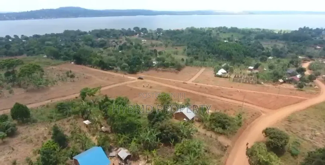 Prime Plots for Sale at Kasanje~Buwaya Airport View/Lakeview Estate. in Kasanje