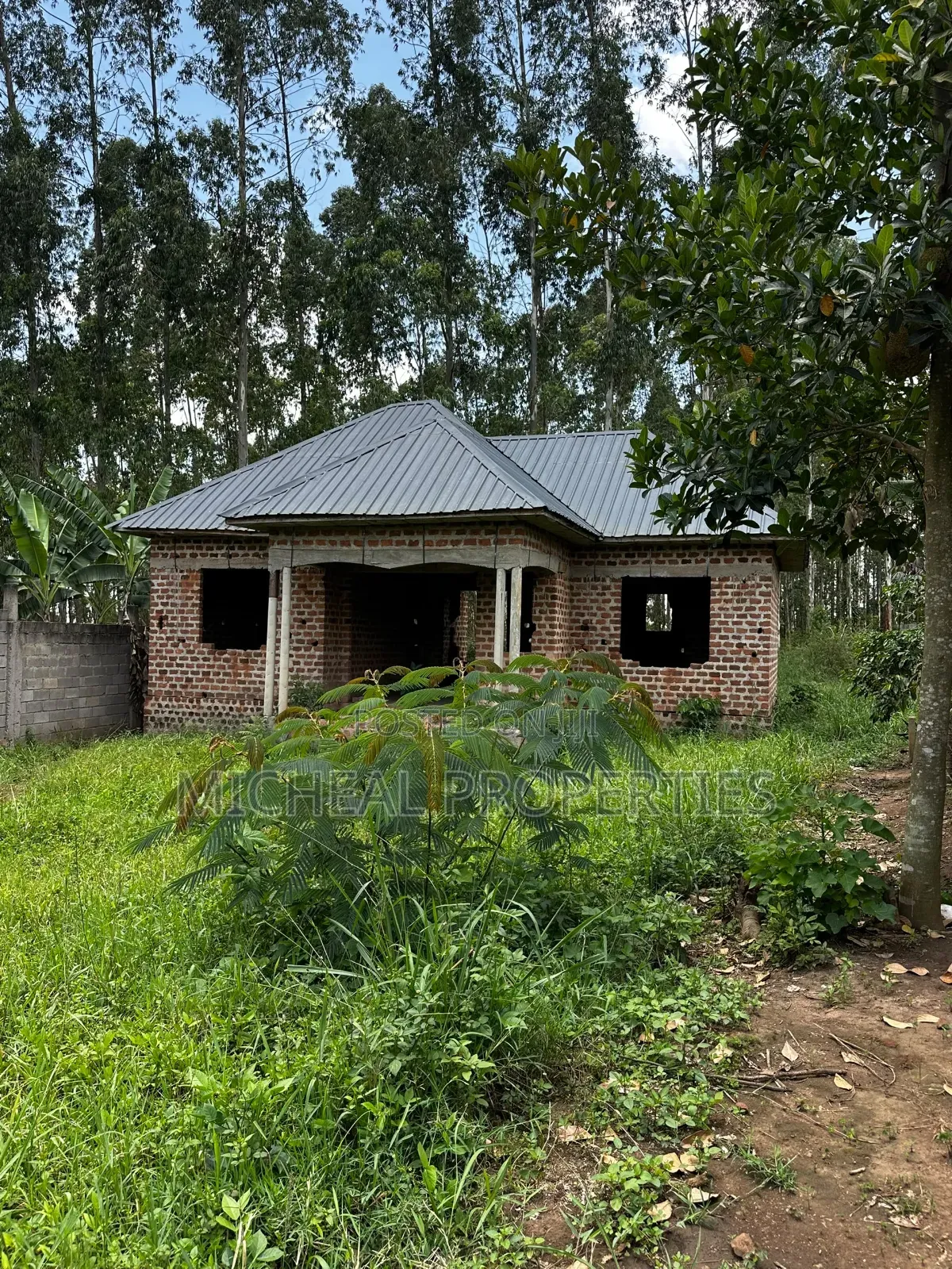 3bdrm House in Matuga Kitti At 60M, Kawempe for sale in Kawempe