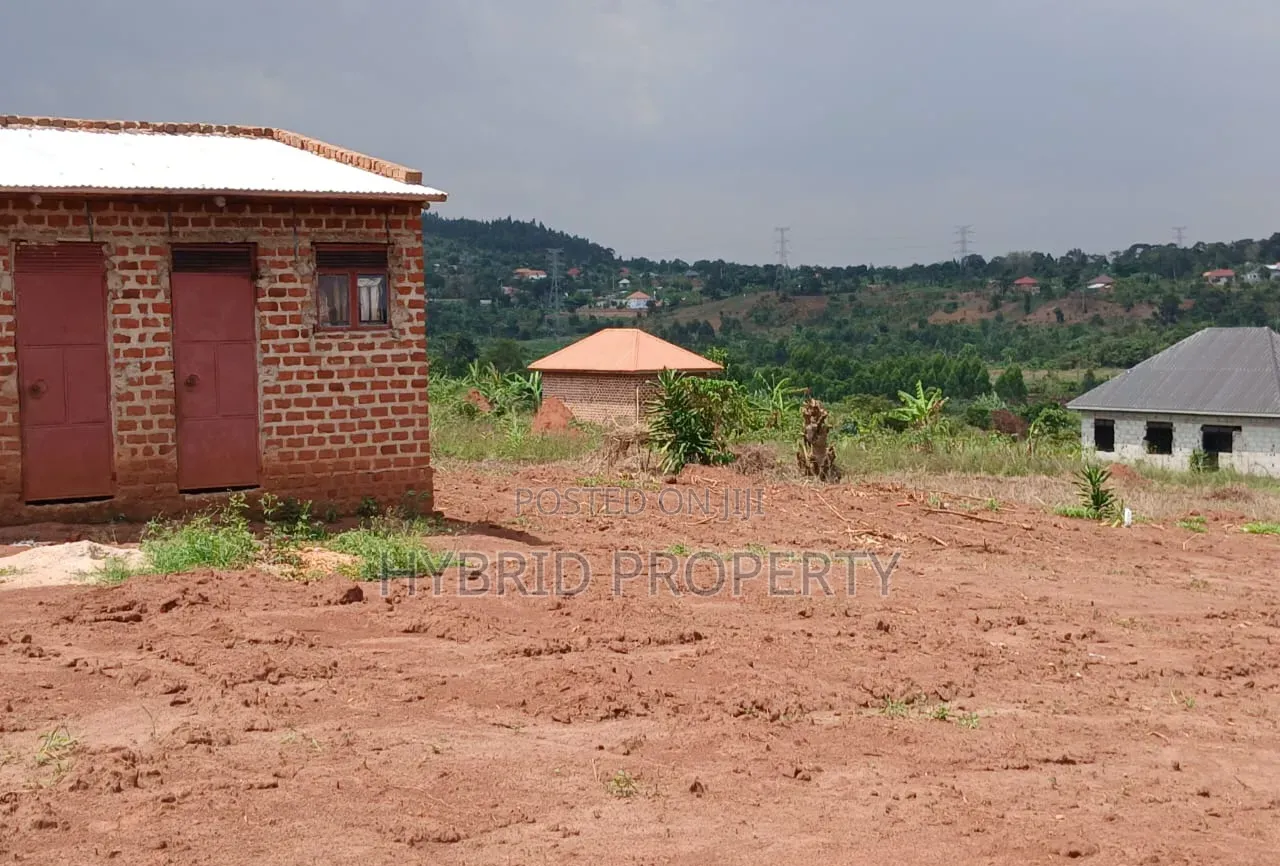 Prime Plots for Sale at Kabira~Kyanja Mpigi Land Estate~Masaka Road. in Buwama