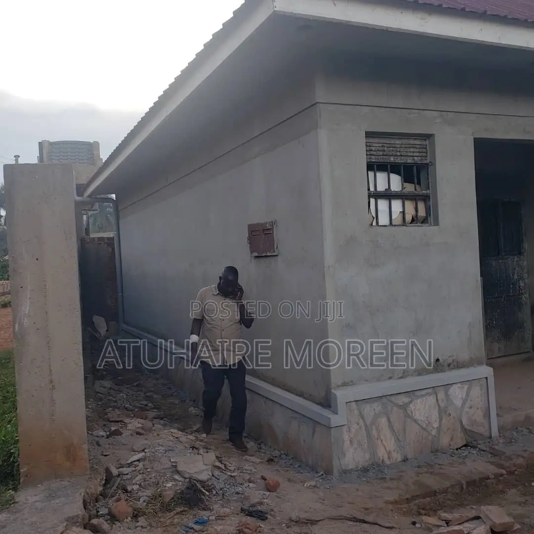 1bdrm House in Atuhaire Moreen, Nakawa for sale in Nakawa