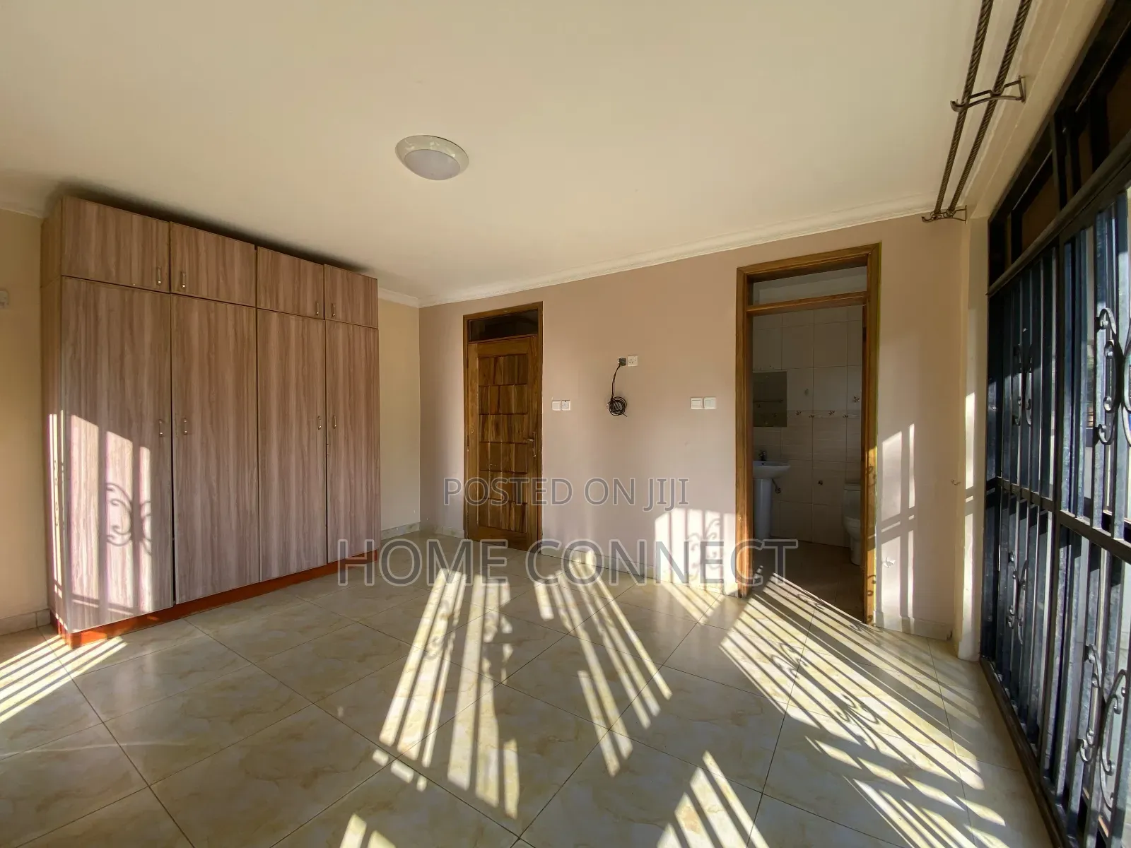 2bdrm Apartment in Mutungo Hill, Central Division for rent in Central Division