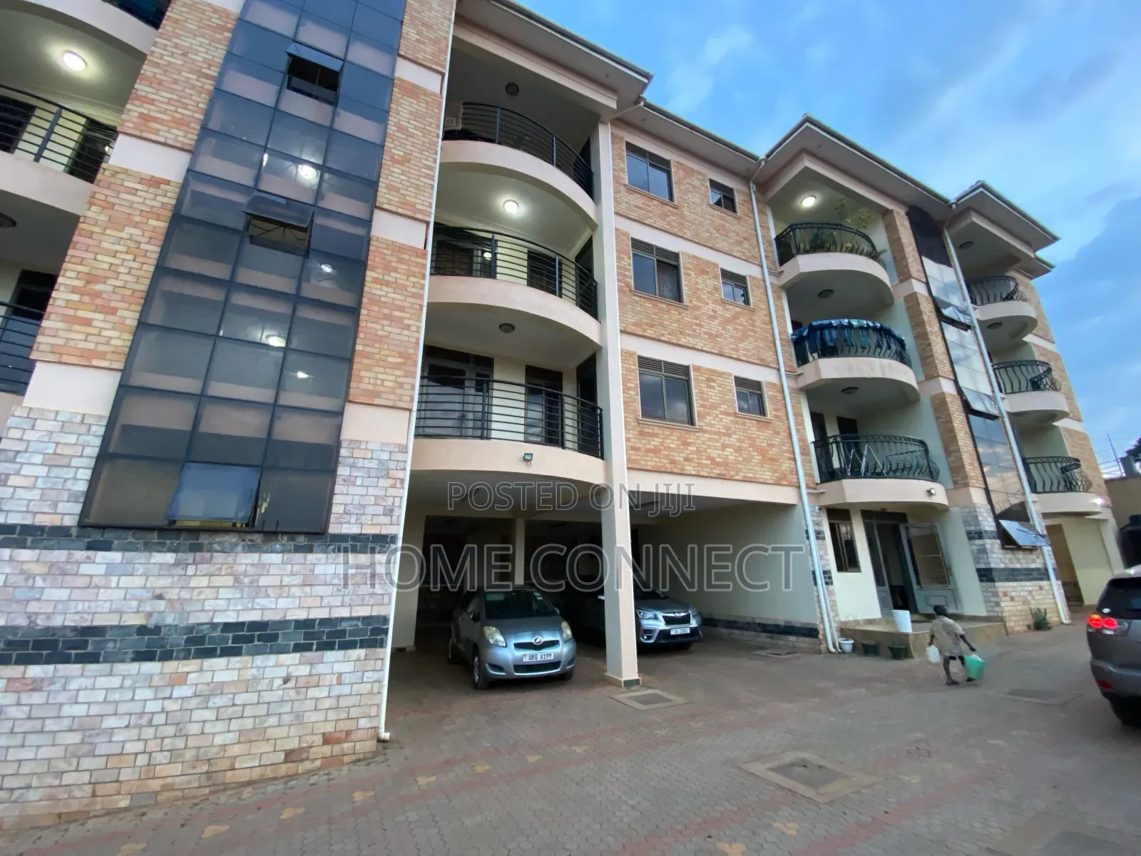 2bdrm Apartment in Mutungo, Central Division for rent in Central Division