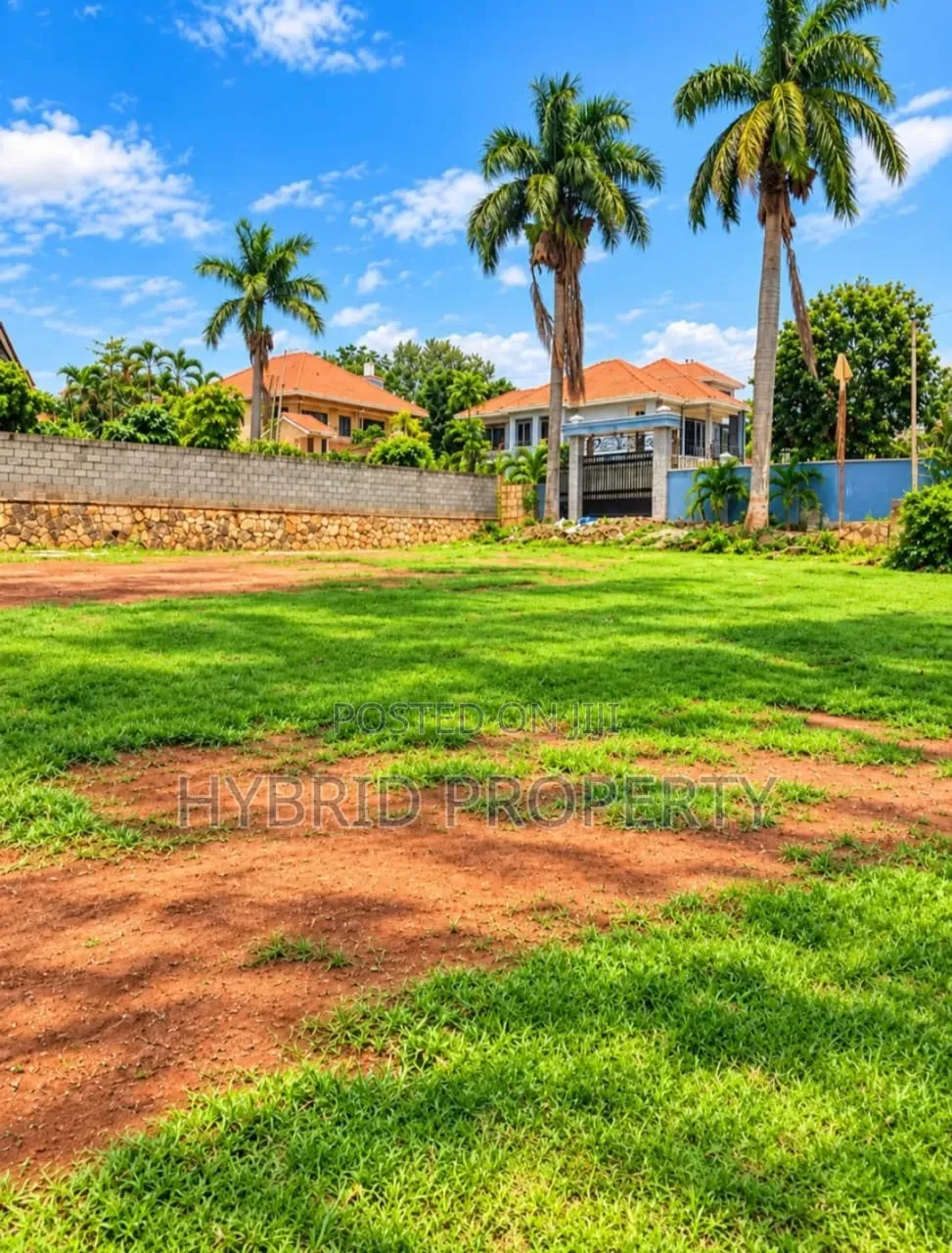 Prime Plot of Land for Sale at Luzira Along Old Port Bell Road. in Nakawa