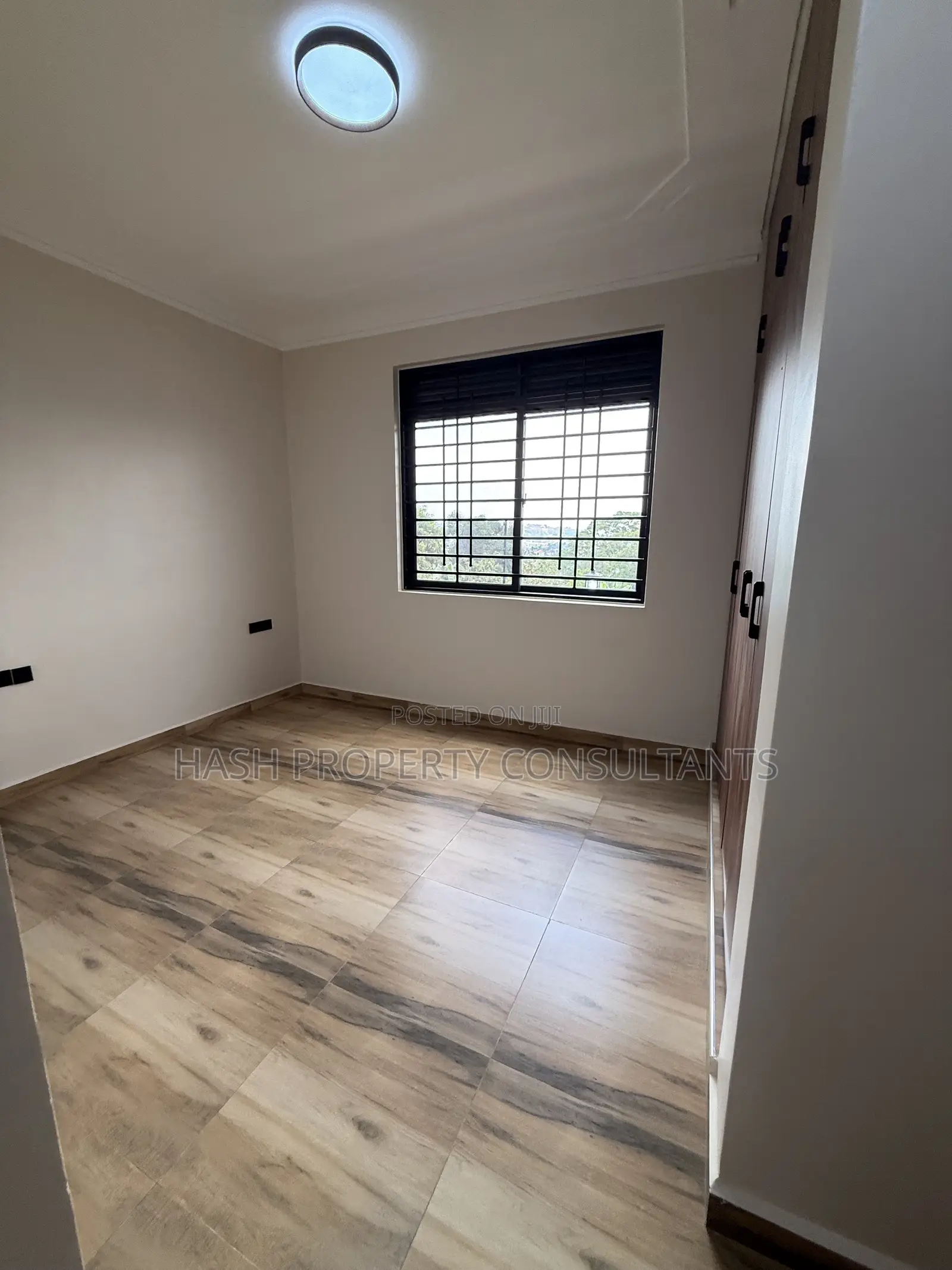 5bdrm House in Akright City, Central Division for sale in Central Division