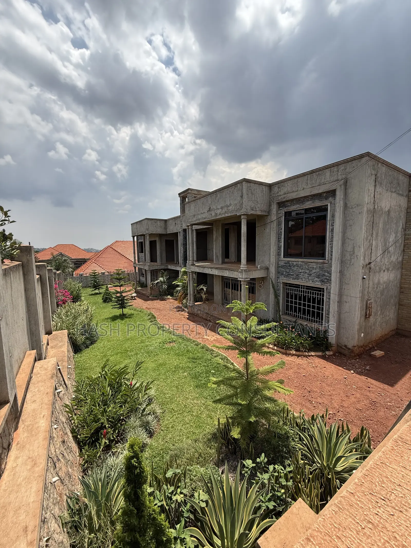 3bdrm Apartment in Akright City, Central Division for sale in Central Division