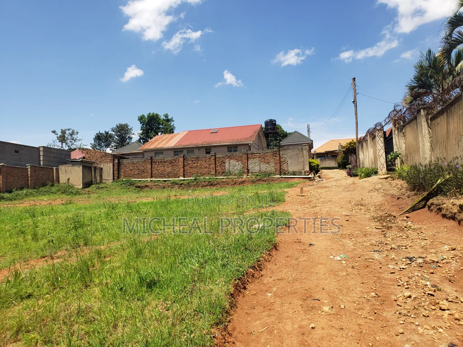 Plot for Sell Kitezi Kabaganda at 35m With Land Titles in Kawempe