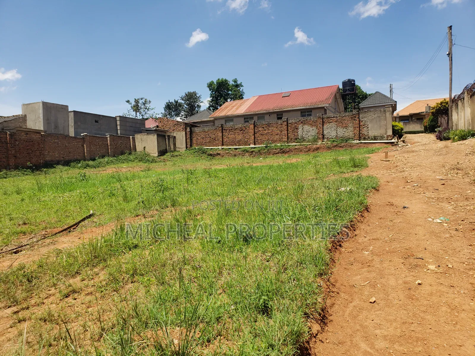 Plot for Sell Kitezi Kabaganda at 35m With Land Titles in Kawempe