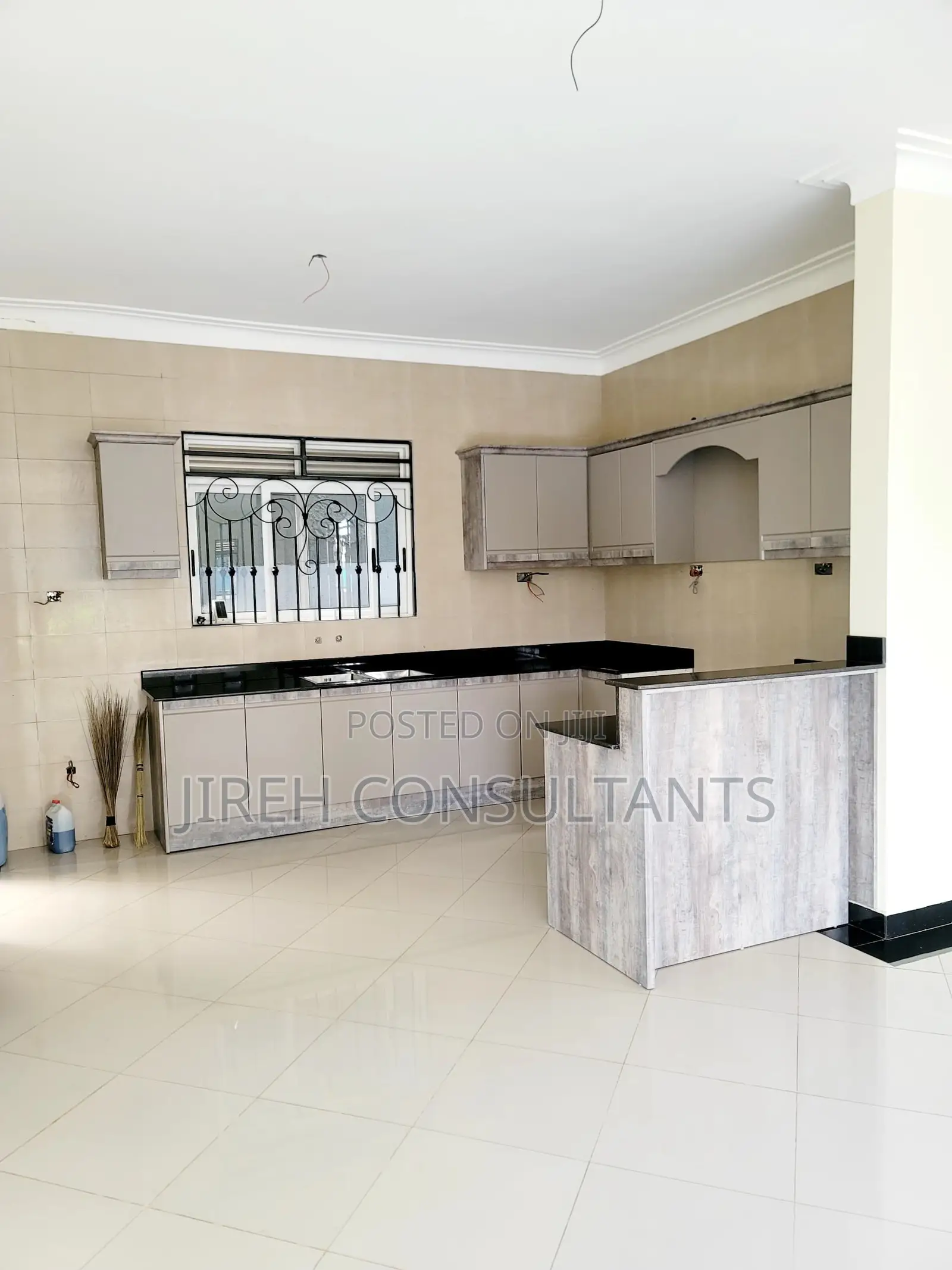 Furnished 4bdrm House in Munyoyo, Central Division for sale in Central Division