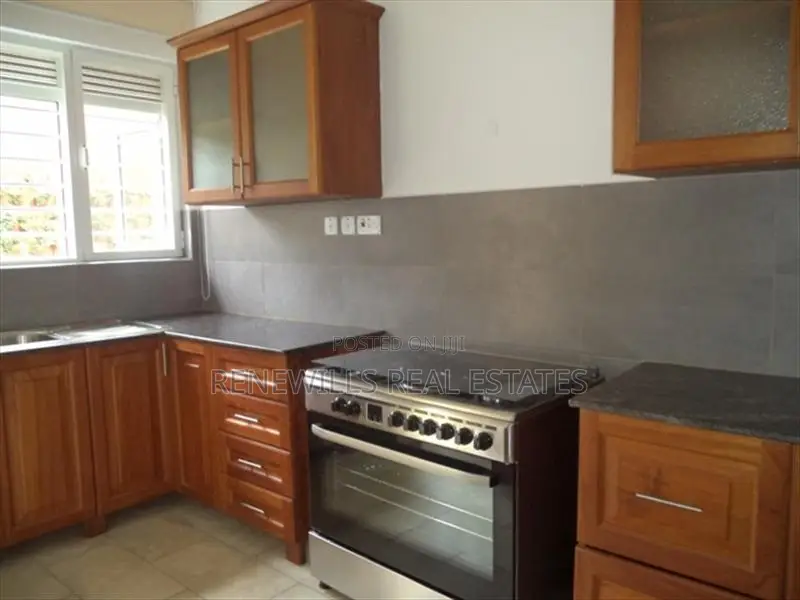 Furnished 3bdrm Apartment in Renewills Real, Ssisa for rent in Ssisa