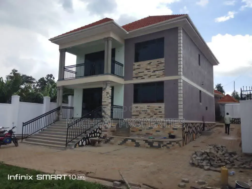 Mini Flat in Matuga Bombo Rd At, Kawempe for sale in Kawempe