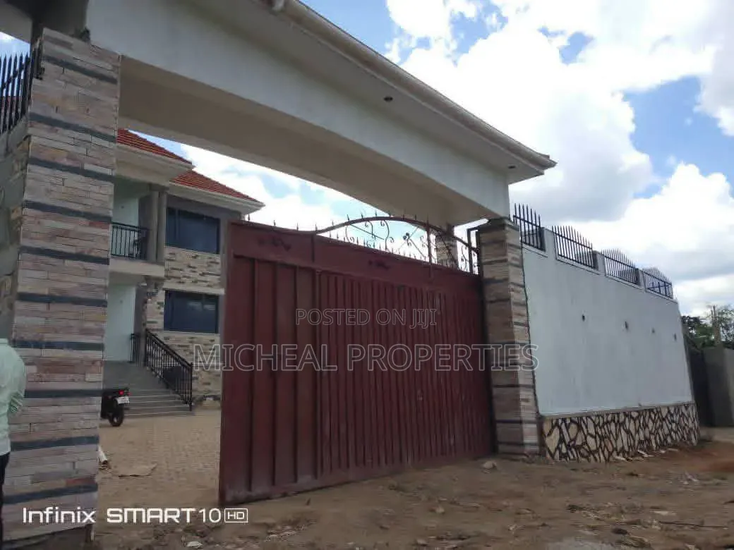 Mini Flat in Matuga Bombo Rd At, Kawempe for sale in Kawempe