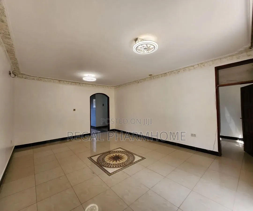 4bdrm Apartment in Sseguku Katale, Central Division for rent in Central Division