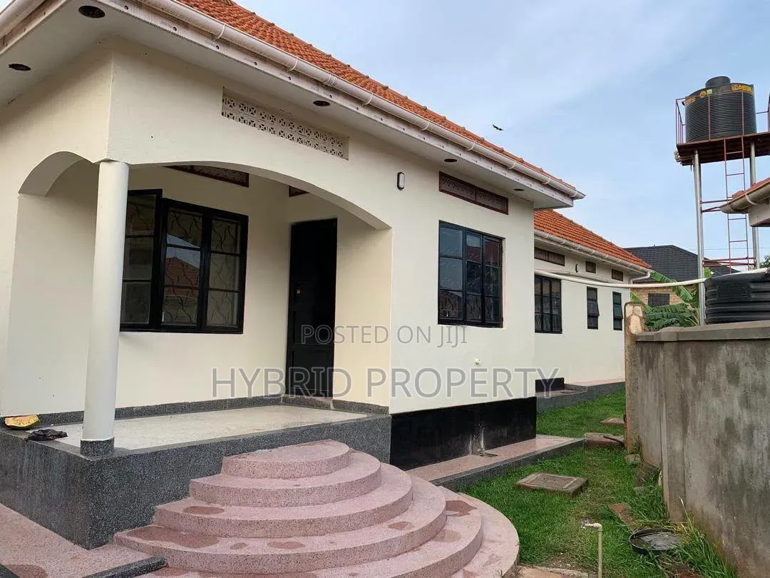4bdrm House in Kyanja In Nakawa for sale in Nakawa