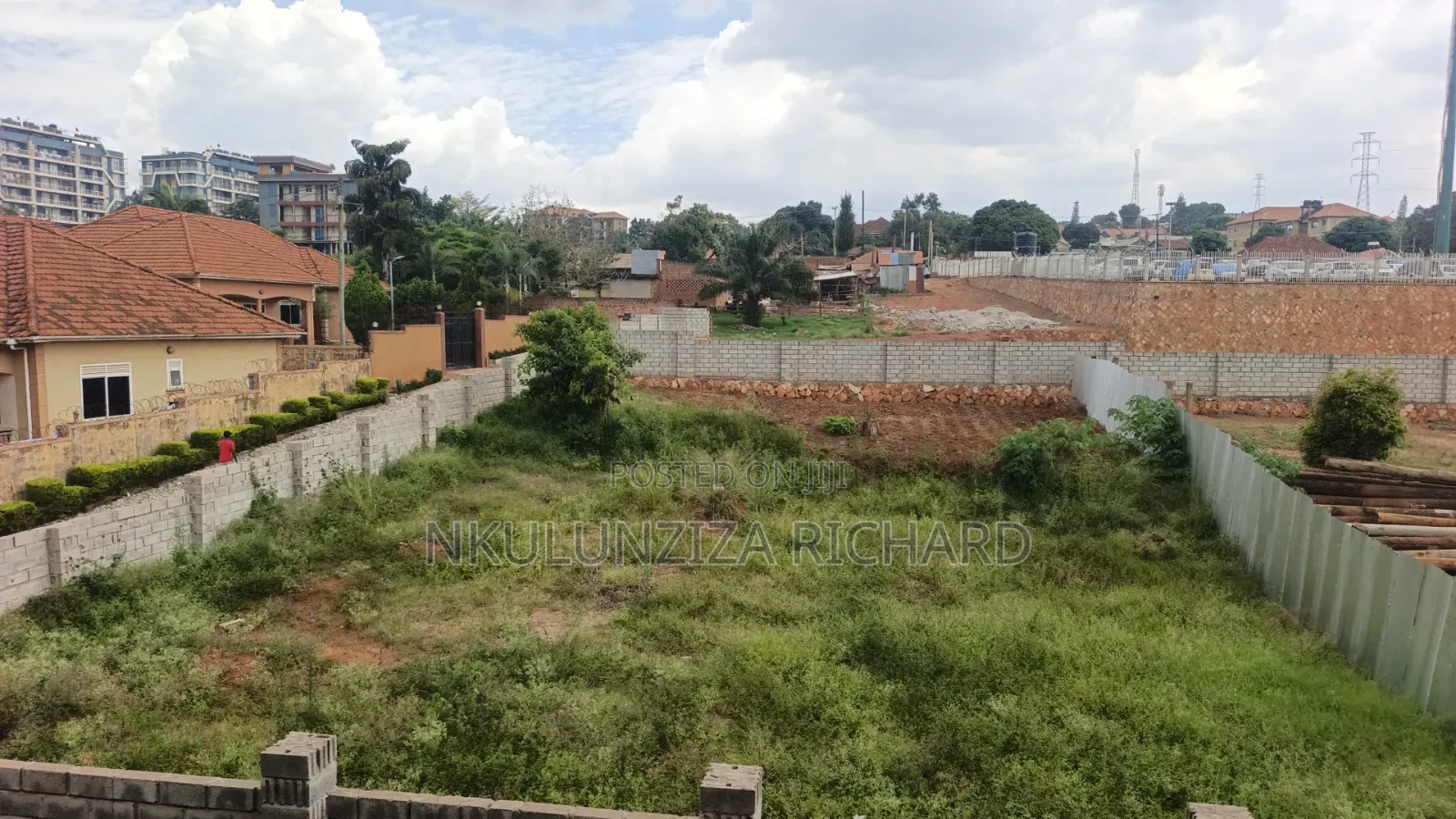 Quick Sale 23 Decimals for Sale in Kireka Namungongo Road in Kira