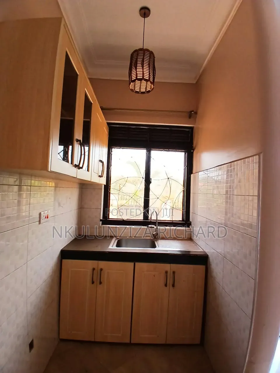 1bdrm Bungalow in Kira Mamerito Road for rent in Kira