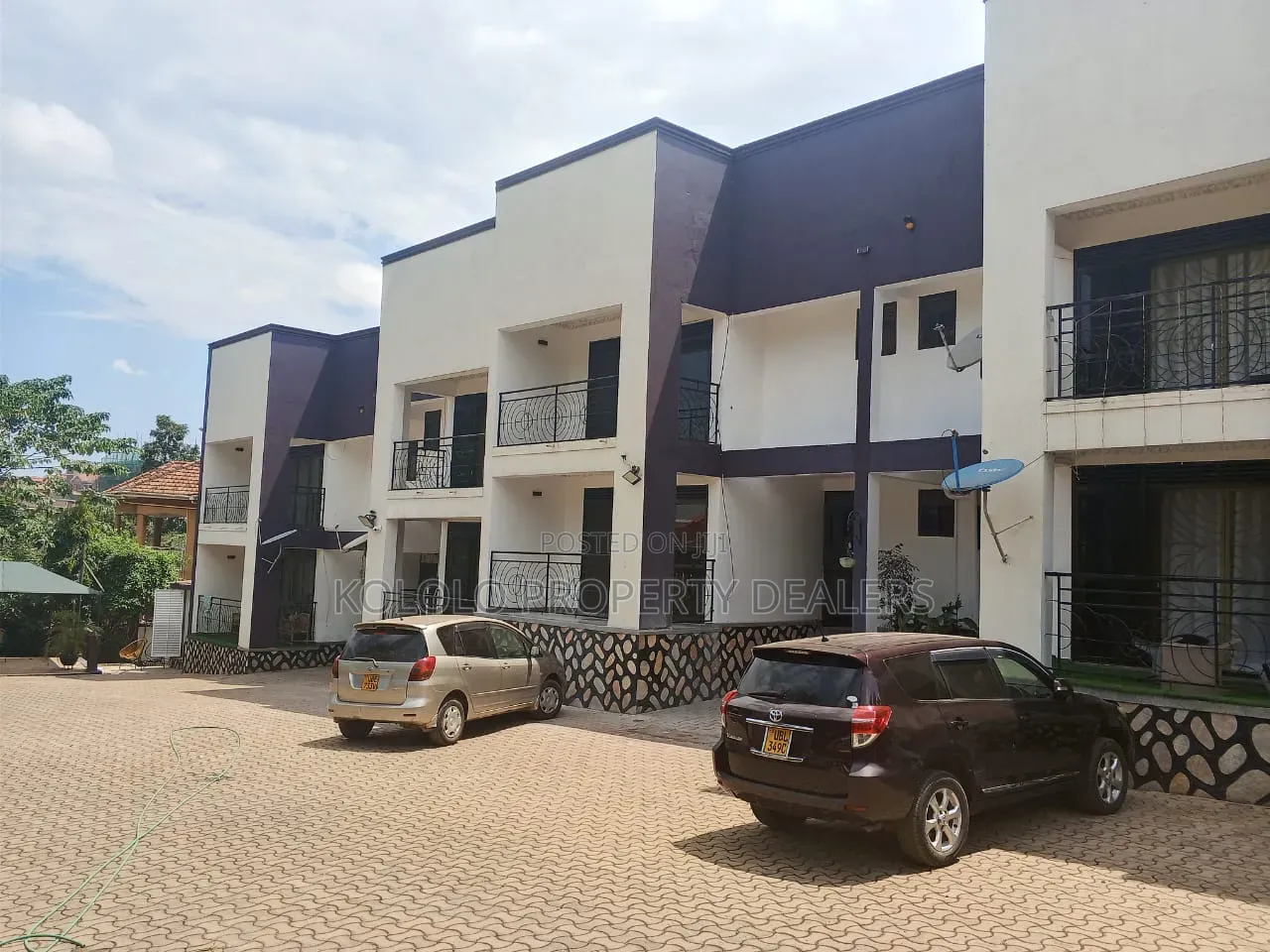 3bdrm Townhouse / Terrace in Muyenga, Central Division for rent in Central Division