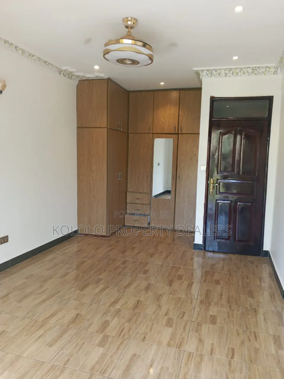 3bdrm Townhouse / Terrace in Muyenga, Central Division for rent in Central Division