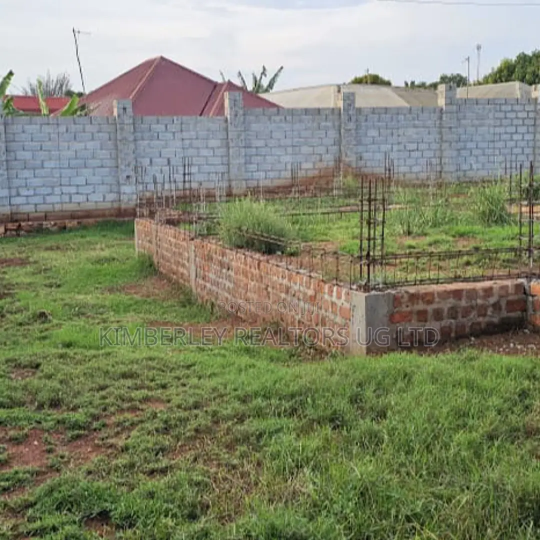  Quick Sale – 25 Decimals of Land for Sale, Garuga, Entebbe Road in Division A
