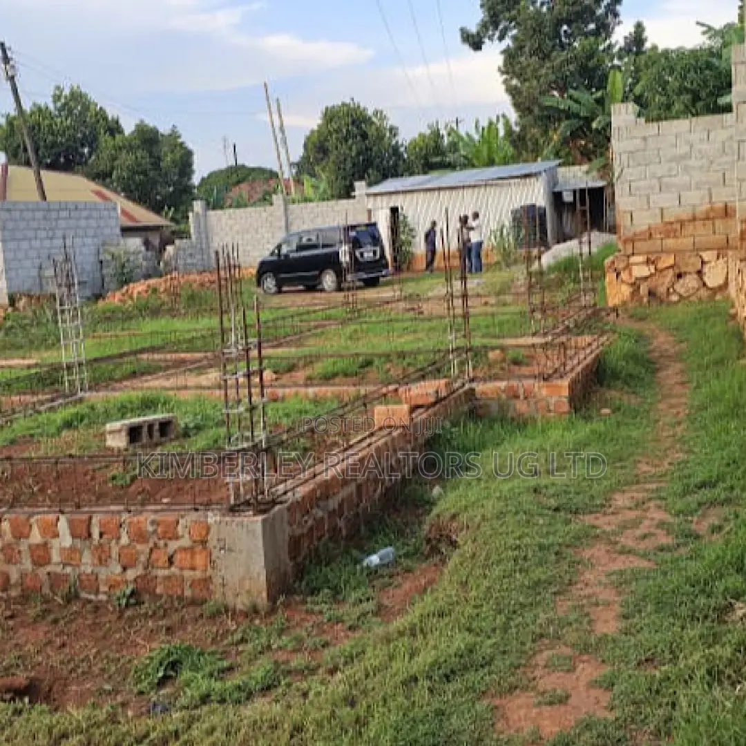  Quick Sale – 25 Decimals of Land for Sale, Garuga, Entebbe Road in Division A