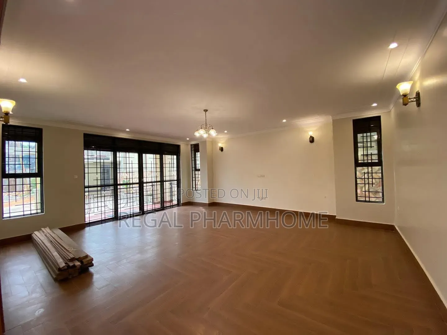4bdrm Duplex in Akright, Central Division for rent in Central Division
