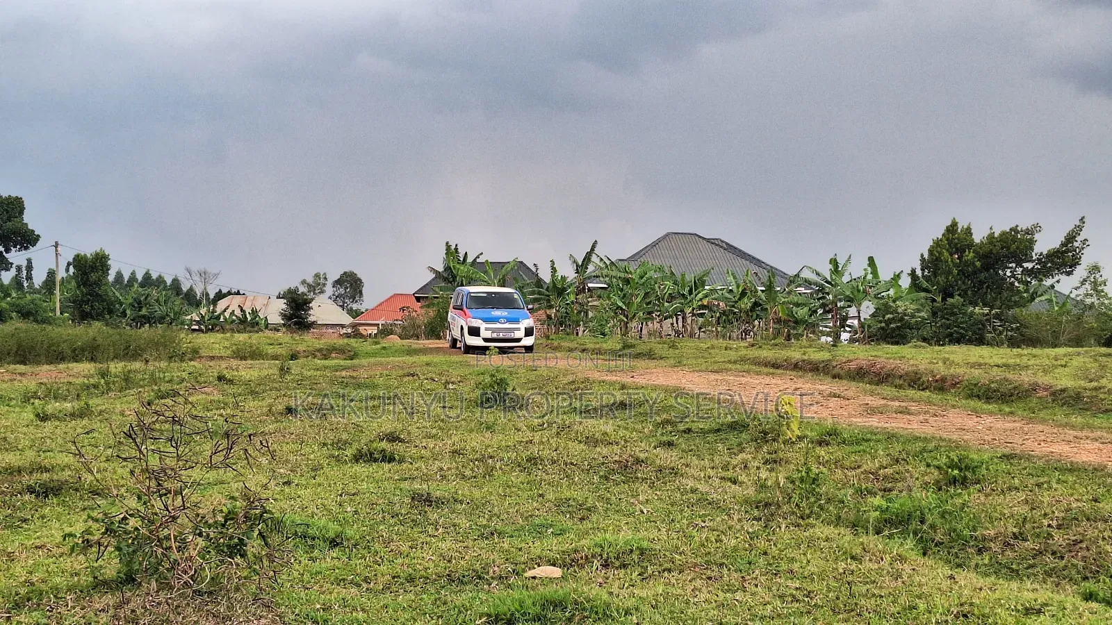 Bombo Town Estate in Wakiso / Wakiso