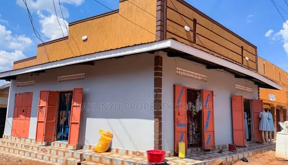 3 Single Shops Nansana Kabumbi in Wakiso / Wakiso