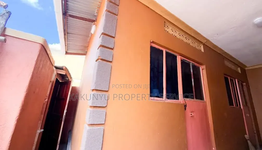 3 Single Shops Nansana Kabumbi in Wakiso / Wakiso