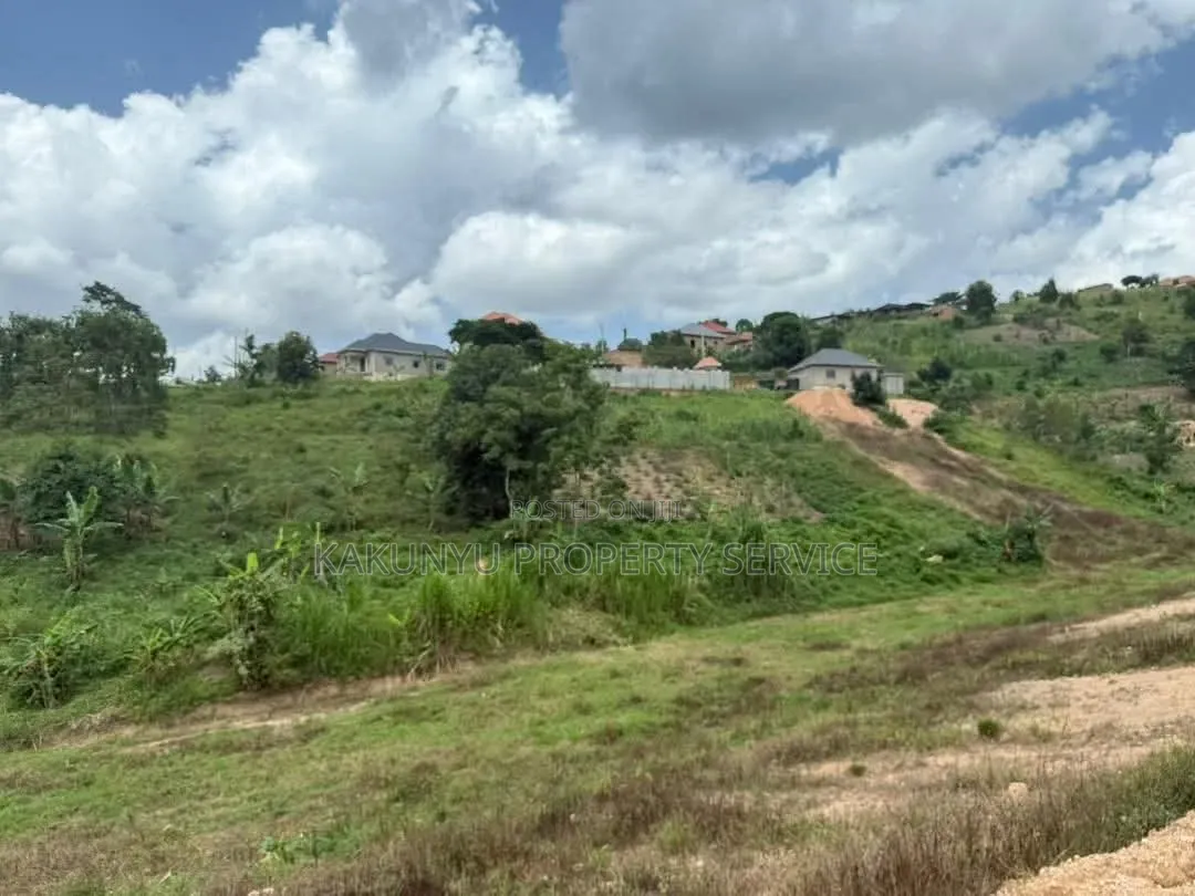 Bukalango Hillview Estate in Wakiso / Wakiso