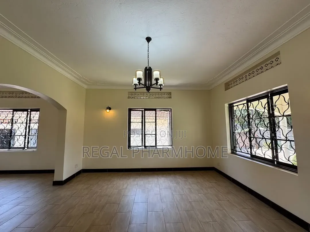 4bdrm Bungalow in Munyonyo Kigo, Central Division for rent in Central Division