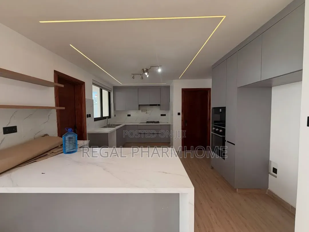 4bdrm Duplex in Kyanja, Central Division for sale in Central Division