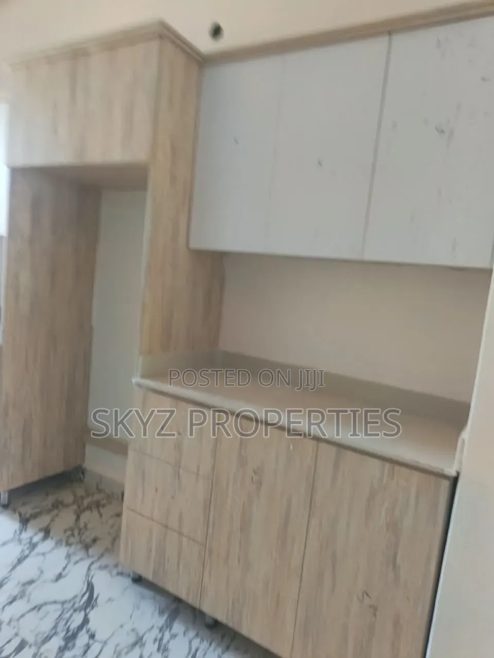 3bdrm Apartment in Bugolobi, Central Division for rent in Central Division