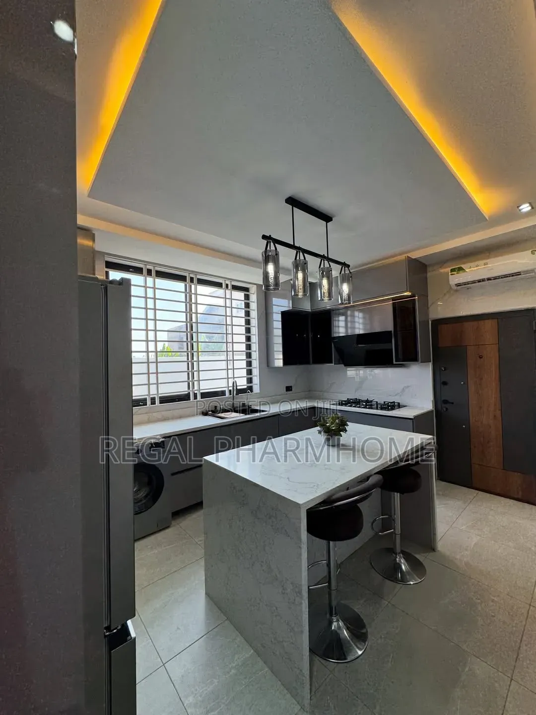 4bdrm Duplex in Kitende, Central Division for sale in Central Division