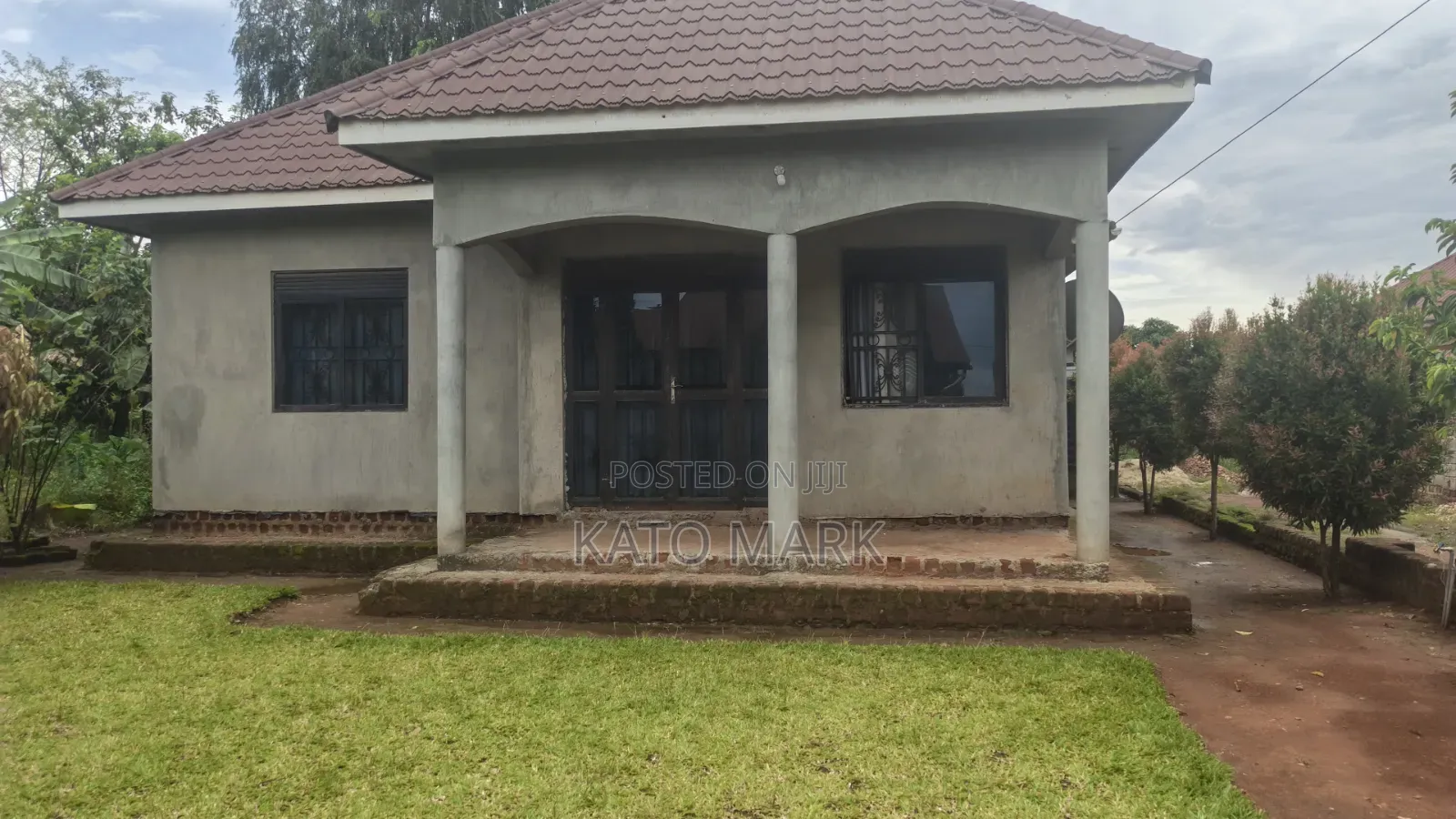 4bdrm Bungalow in Nama, Mukono TC for sale in Mukono TC