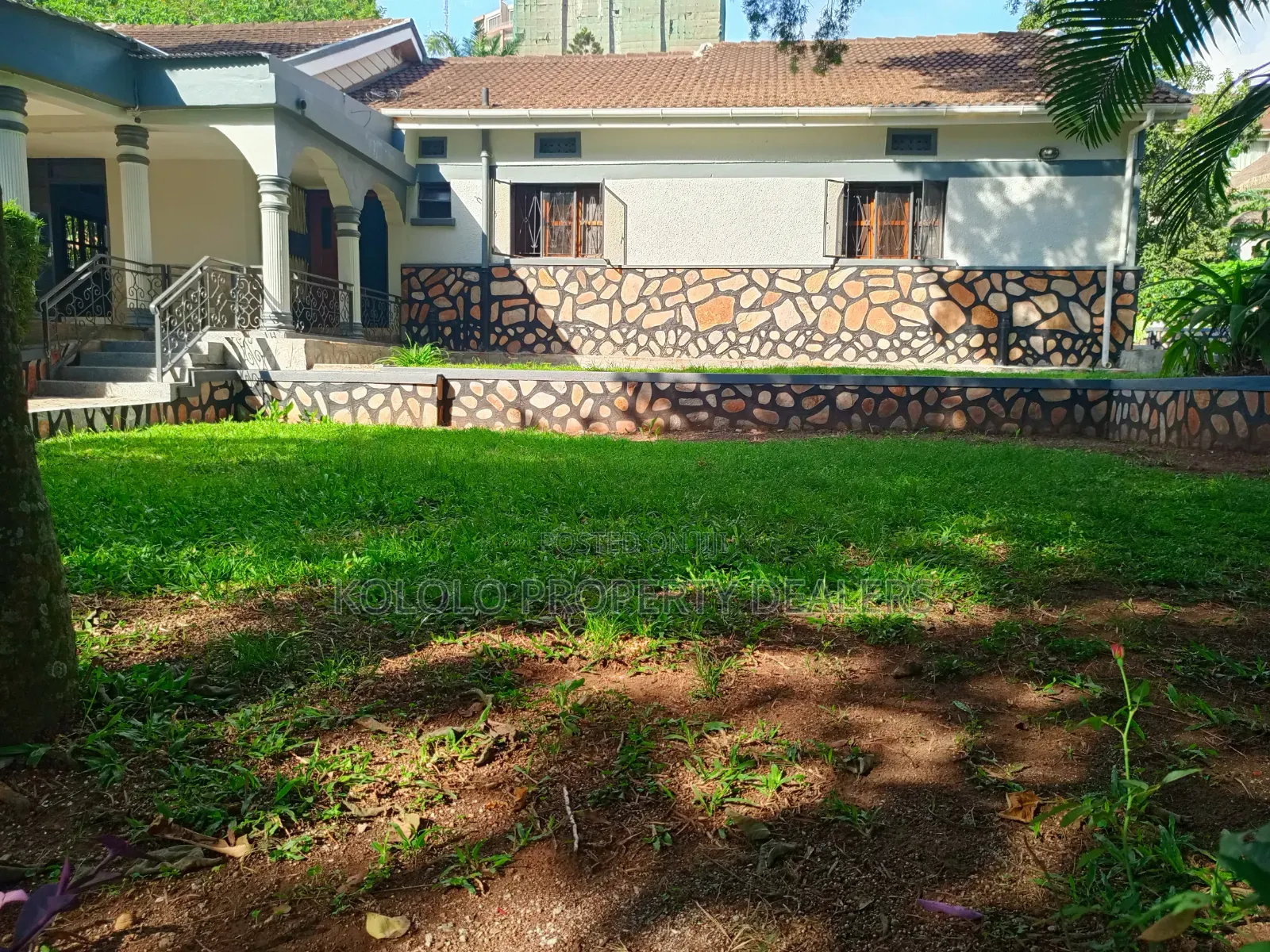 3bdrm Bungalow in Naguru, Central Division for rent in Central Division